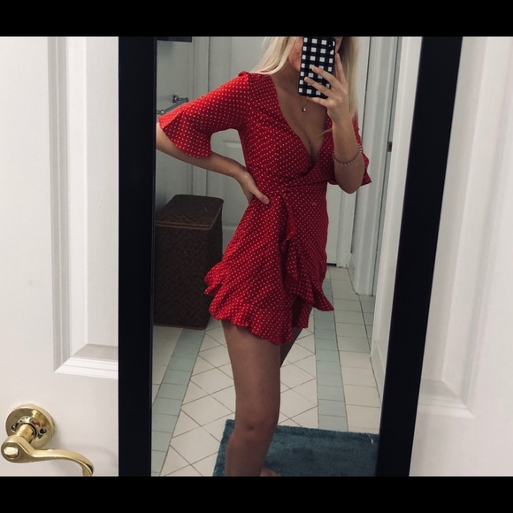 Red and white polka dotted wrap dress - Picture 5 of 5